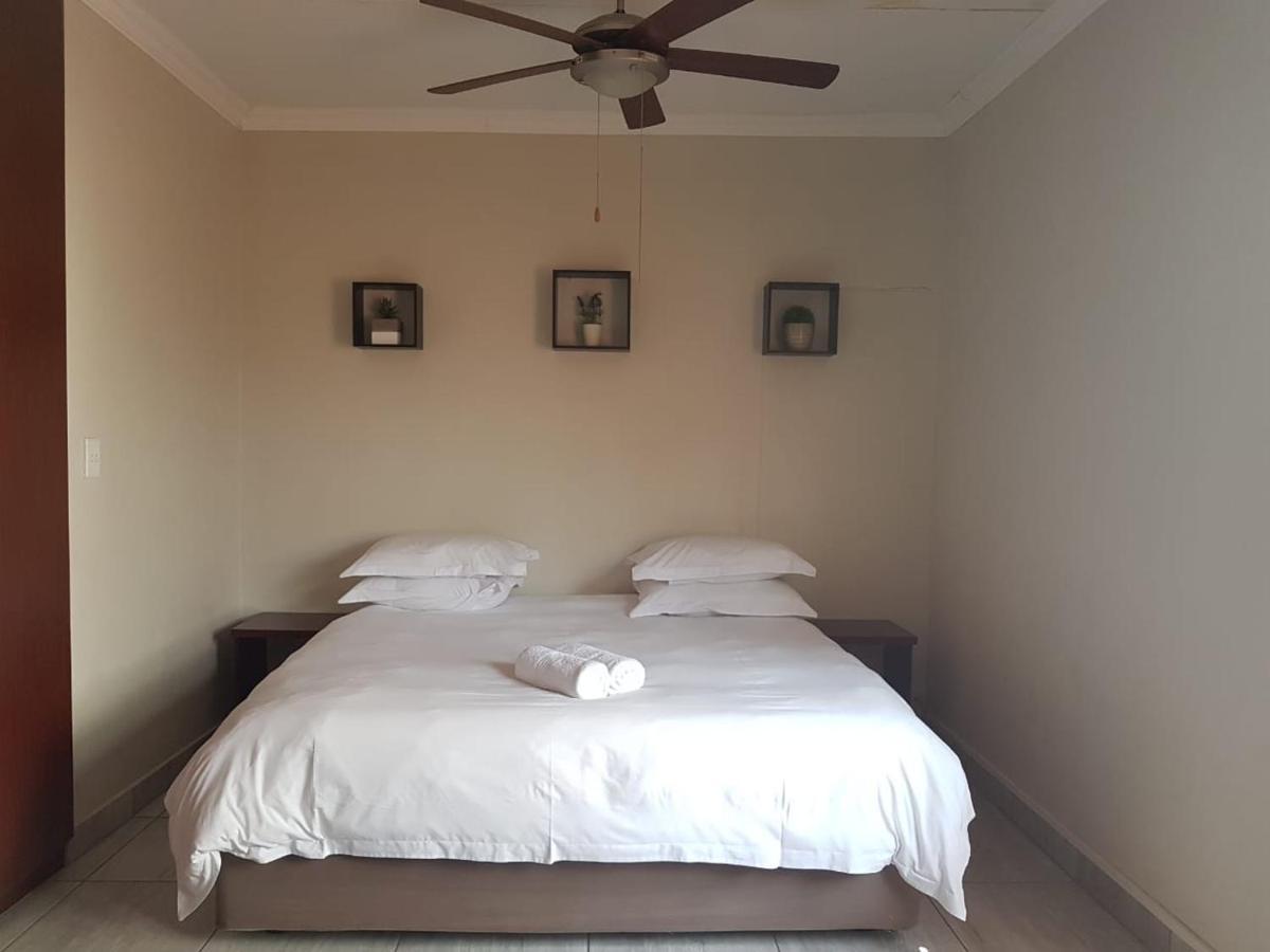 Private Apartments & Biz Stays Pretoria-Noord Zewnętrze zdjęcie
