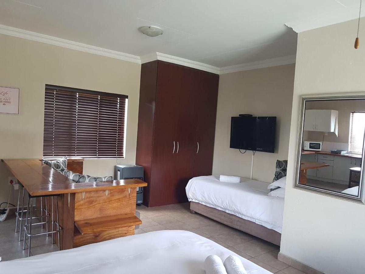 Private Apartments & Biz Stays Pretoria-Noord Zewnętrze zdjęcie