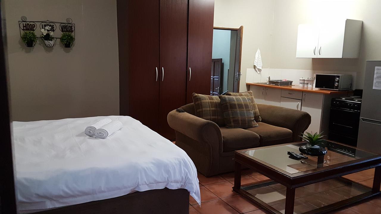Private Apartments & Biz Stays Pretoria-Noord Zewnętrze zdjęcie