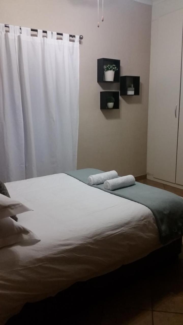 Private Apartments & Biz Stays Pretoria-Noord Zewnętrze zdjęcie