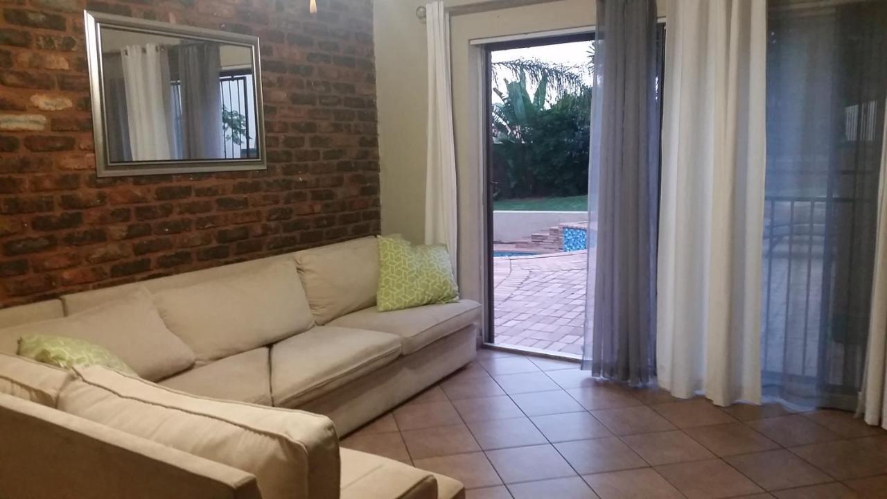 Private Apartments & Biz Stays Pretoria-Noord Zewnętrze zdjęcie